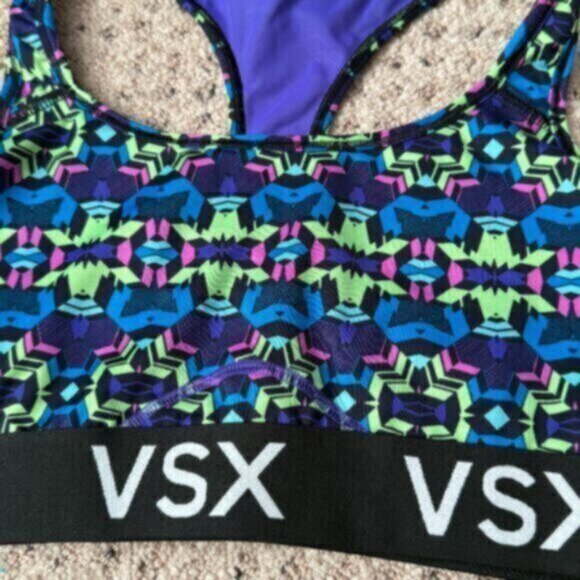 NEW Victoria Secret Sport women's medium 2 Bra Bundle - Picture 3 of 5